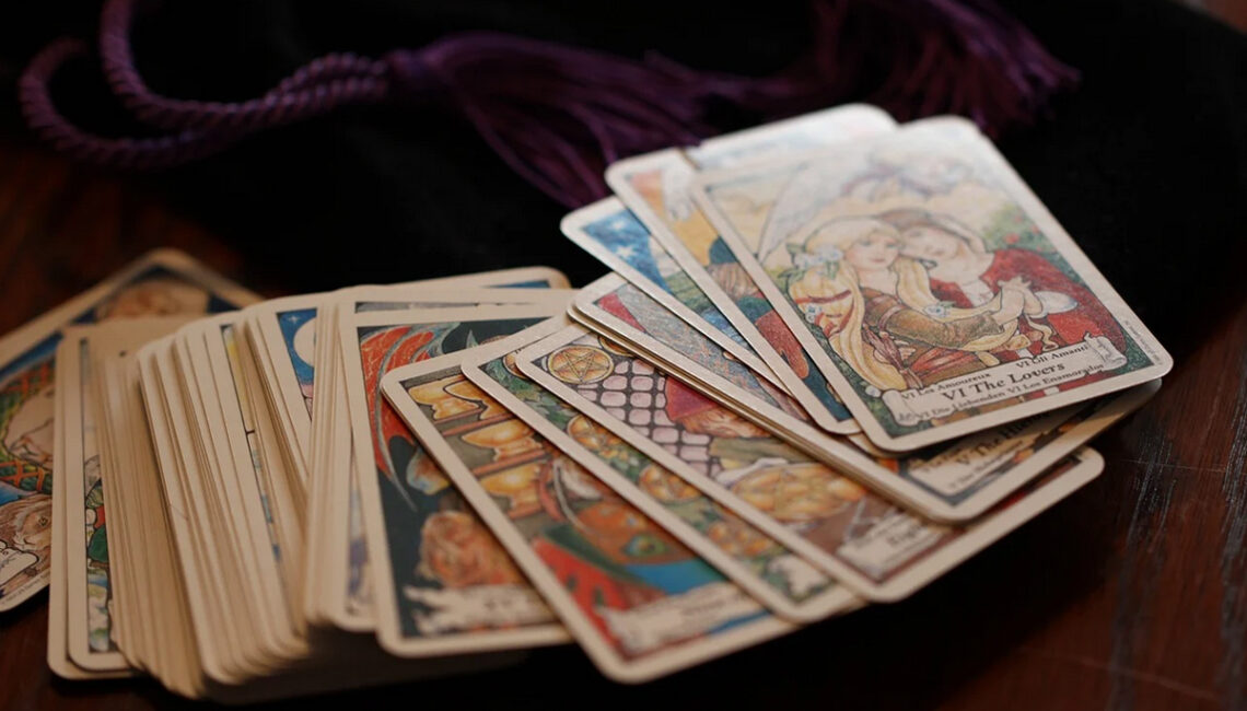 How To Choose The Right Tarot Deck For You A Full Guide For Beginners