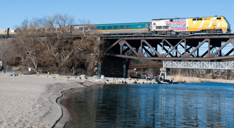 VIA Rail resumes Toronto to Winnipeg portion of the Canadian route