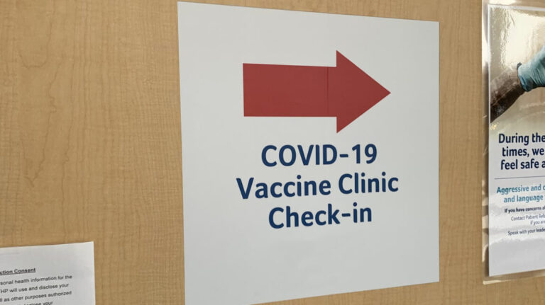Ontario opens vaccine bookings to 45 and older in hotpsots