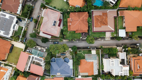 Canadian real estate sales drop for third straight month