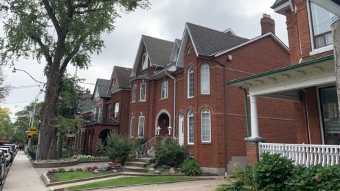 Low Toronto Mortgage Rates Driving Up Toronto Housing Prices?