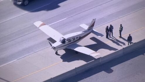 Small plane lands on 407