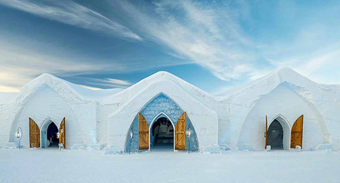 Quebec Ice Hotel wins Air Canada Excellence Award