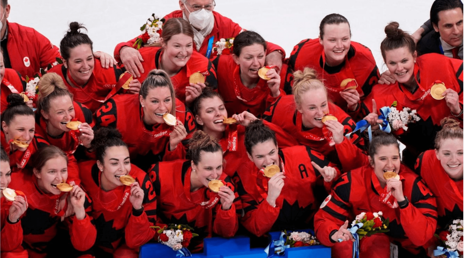 Team Canada wins Gold in women's hockey