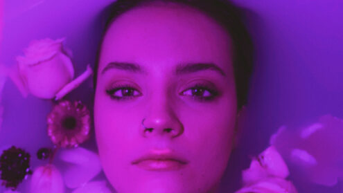 Astrid Stanton new single Comfort