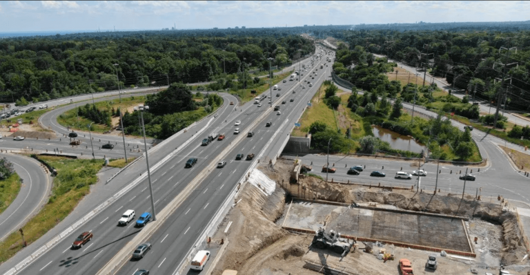 QEW at Hurontario lane restrictions