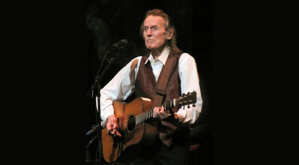 Gordon Lightfoot dies at 84