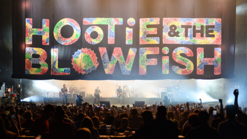 Hootie & the Blowfish are coming to Toronto