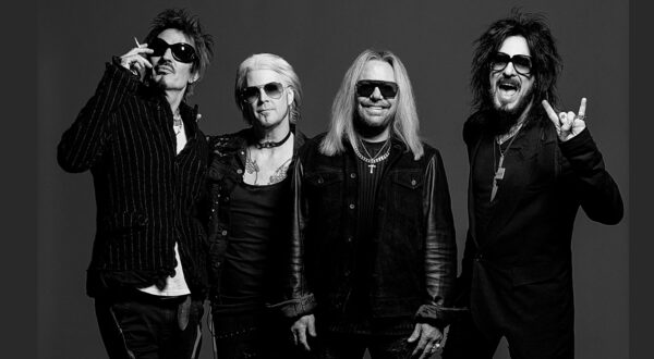 Motley Crue new single out Dogs of War