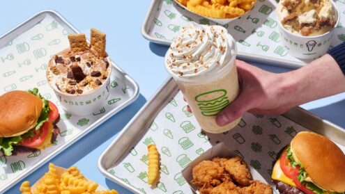 Shake Shack Toronto opens