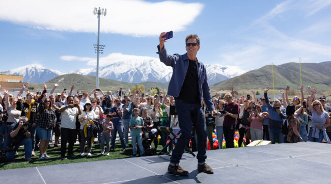 Kevin Bacon visits Utah high school from Footloose