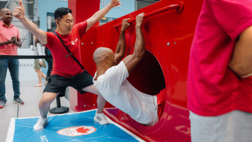 CF Toronto EAton Centre teams up with Team Canada