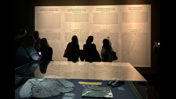 Titanic exhibition opens in Toronto